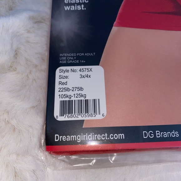 New Red Roxie Hot Short 3X/4X - Picture 3 of 3